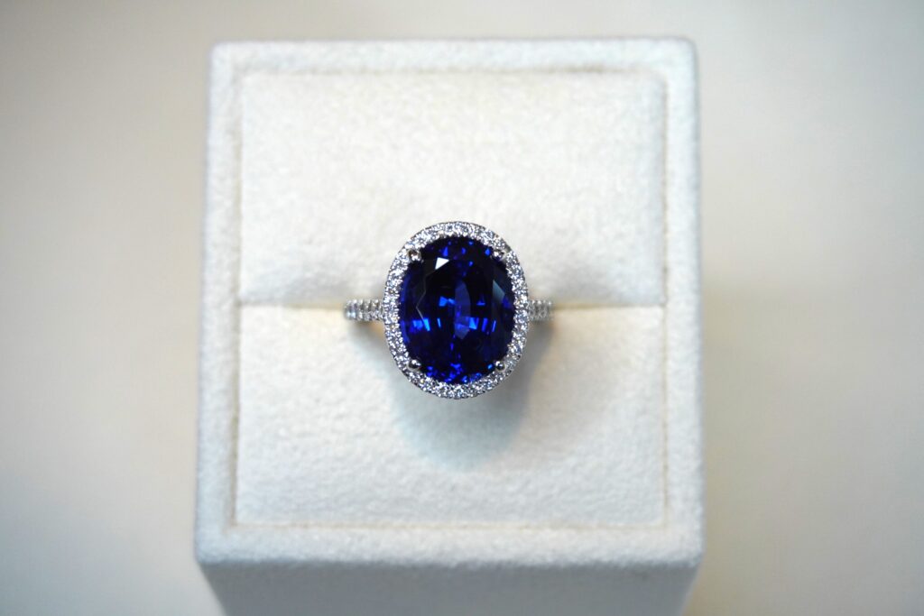 Classic Sapphire Ring